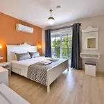 מלון Kas Otel